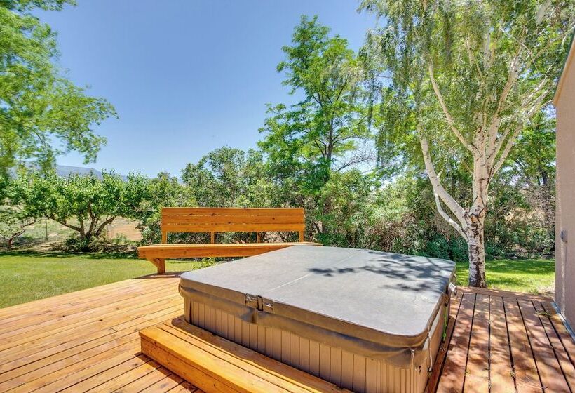 Mesa View House  W/ Hot Tub: Walk To Winery!