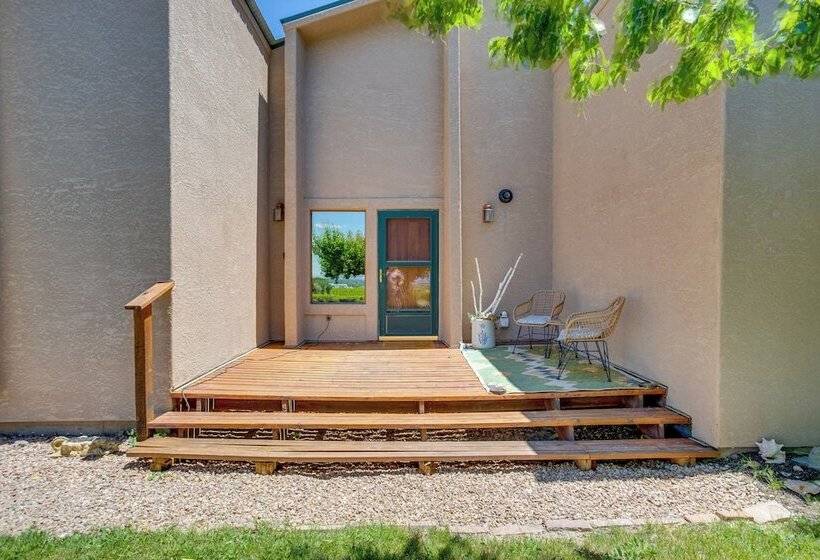 Mesa View House  W/ Hot Tub: Walk To Winery!