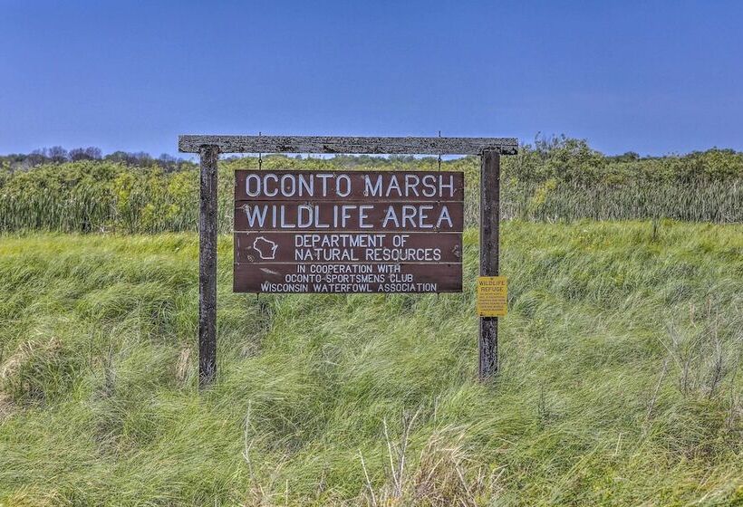 Peace & Premier Fishing On Bay Of Green Bay!