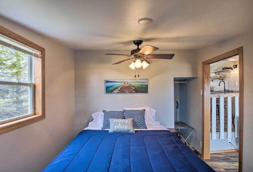 Peace & Premier Fishing On Bay Of Green Bay!