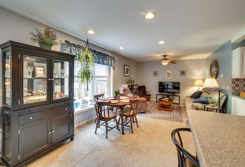 Peaceful Ishpeming Retreat: Walk To Deer Lake