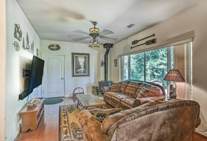 Peaceful + Private Mariposa Cabin On 2 Acres!