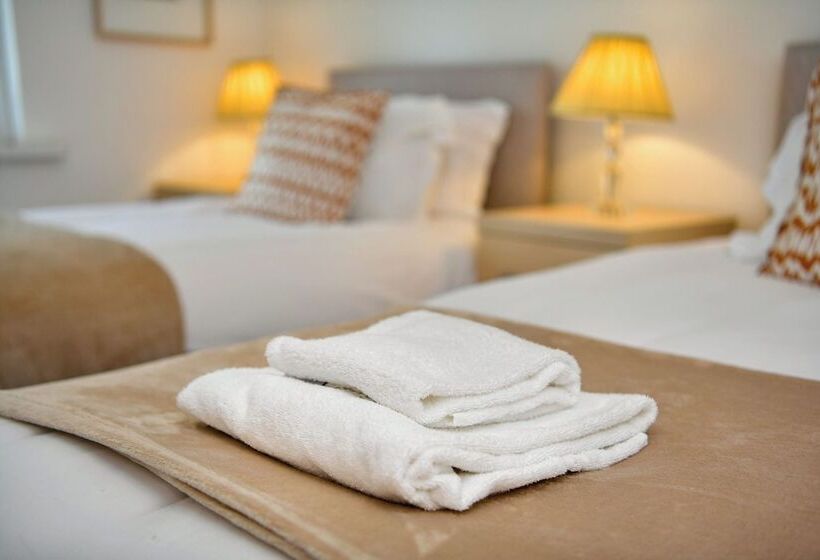 펜션 Just Stay Wales   Highmead House