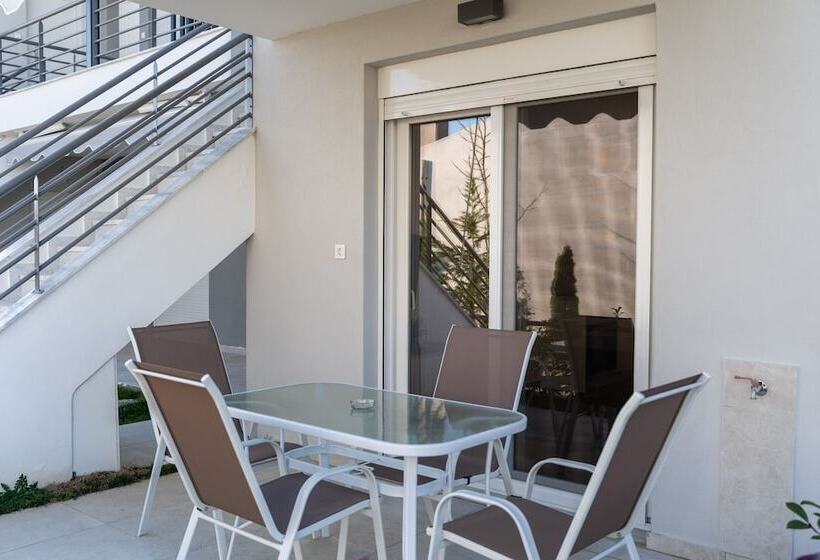 ペンション Kleoniki & Irida Residential Complexes