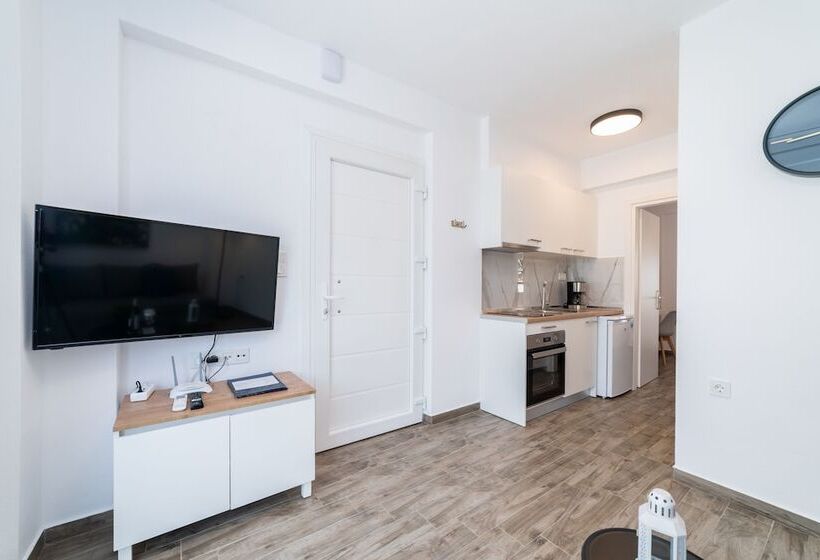 ペンション Kleoniki & Irida Residential Complexes