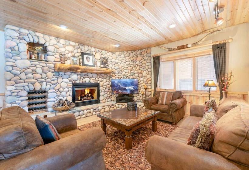 Пансион Timberwolf Lodge 2a By Lespri Management