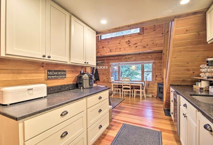Pet Friendly Adirondack Cabin W/ On Site Lake