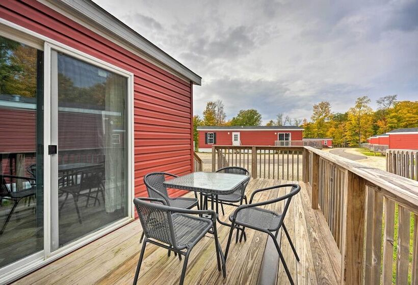 Pet Friendly Cassopolis Escape W/ Lake Access