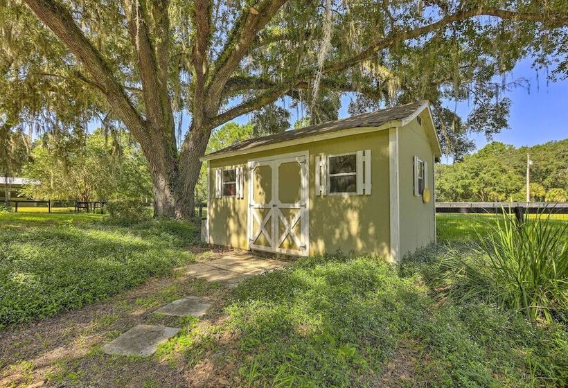 Pet Friendly Home Close To Wec Ocala!