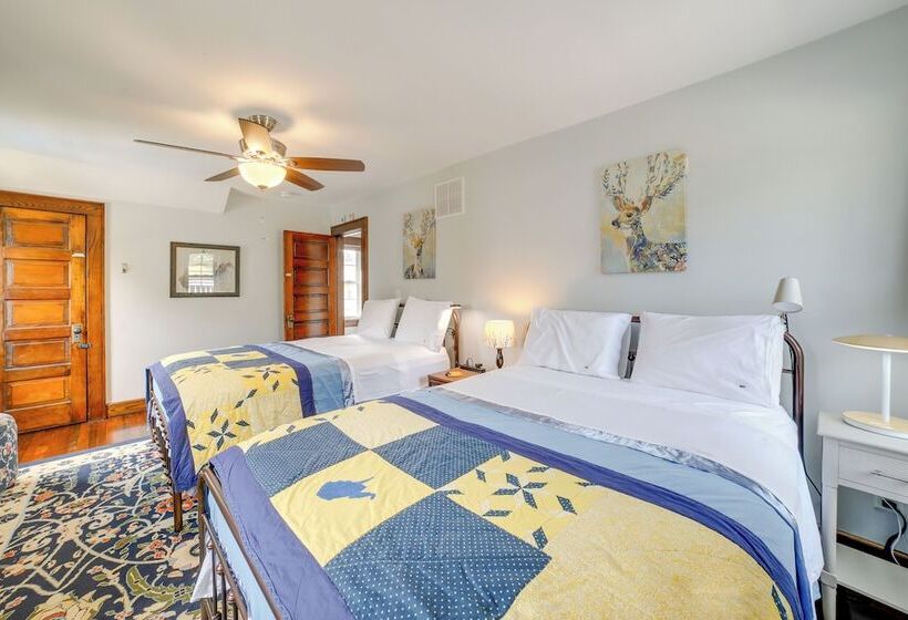 Pet Friendly Murph Landing   1 Mile To Wvu!