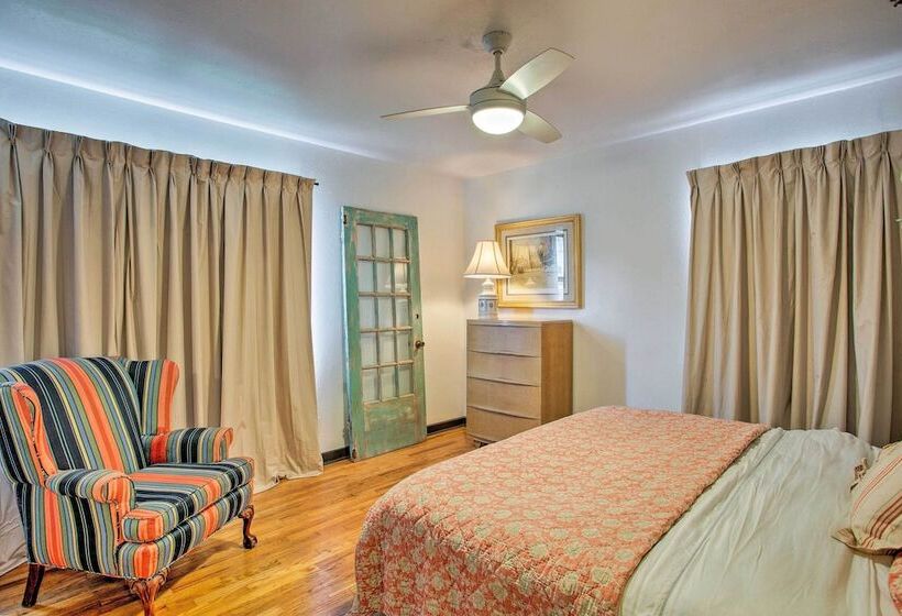 Pet Friendly River District Home W/ Fenced Yard