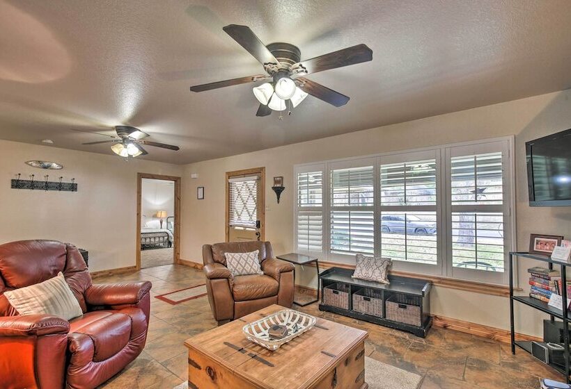 Pet Friendly Seguin Retreat W/ Deck & River Views!
