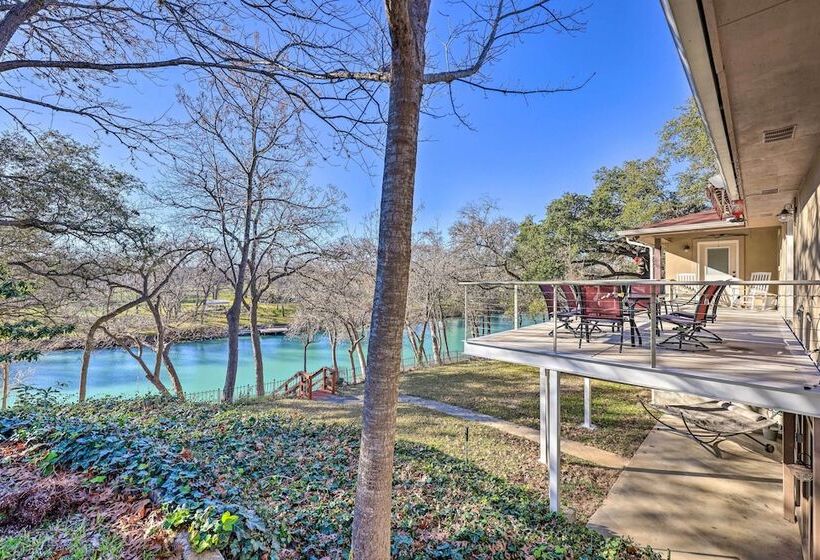 Pet Friendly Seguin Retreat W/ Deck & River Views!