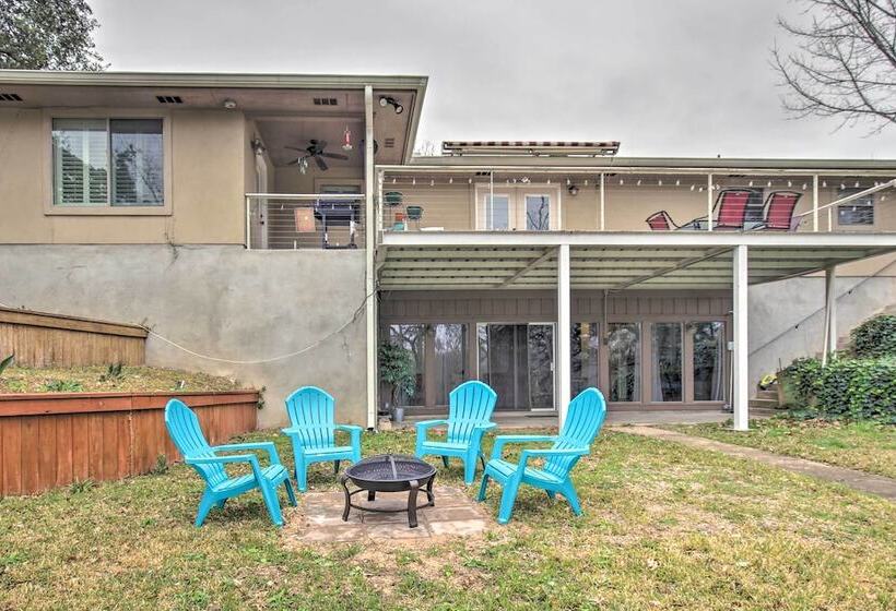 Pet Friendly Seguin Retreat W/ Deck & River Views!