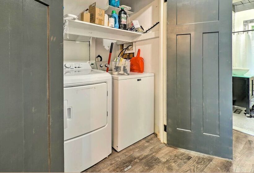 Pet Friendly Stanwood Sanctuary W/ Fire Pit!