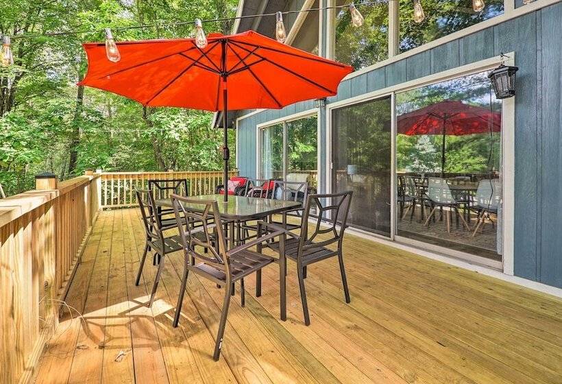 Pet Friendly Stanwood Sanctuary W/ Fire Pit!