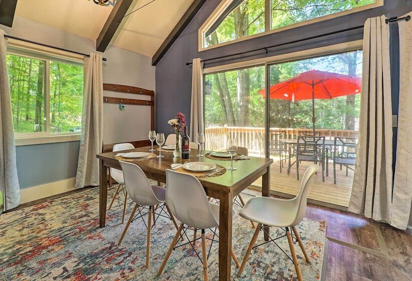 Pet Friendly Stanwood Sanctuary W/ Fire Pit!