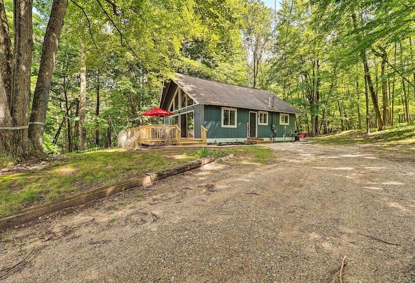 Pet Friendly Stanwood Sanctuary W/ Fire Pit!