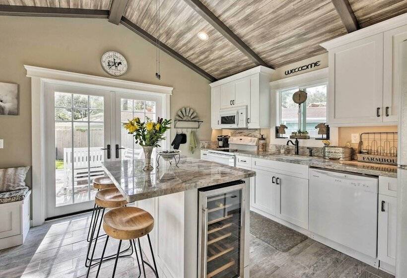 Pet Friendly Trabuco Canyon Cottage W/ Yard!