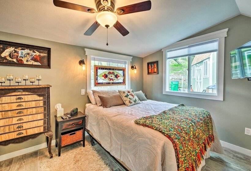 Pet Friendly Trabuco Canyon Cottage W/ Yard!