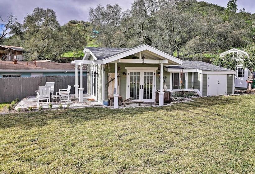 Pet Friendly Trabuco Canyon Cottage W/ Yard!