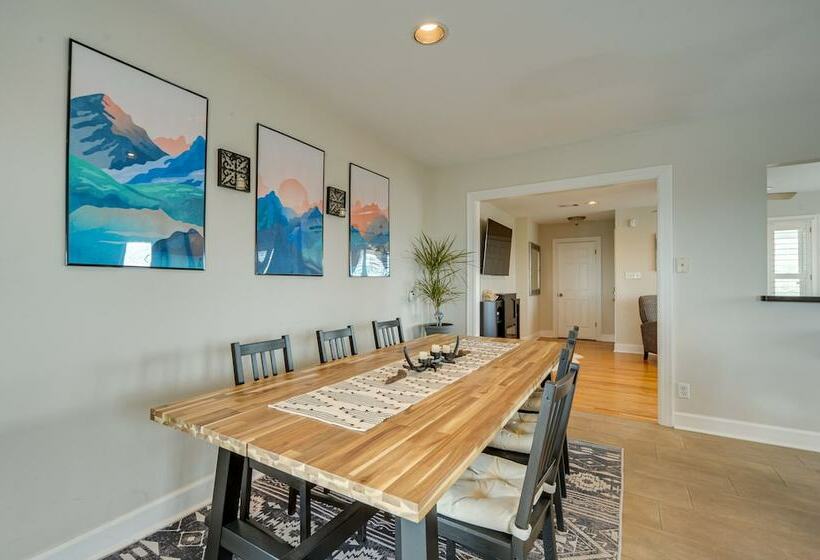 Pet Friendly Texas Retreat W/ Deck & Gas Grill!