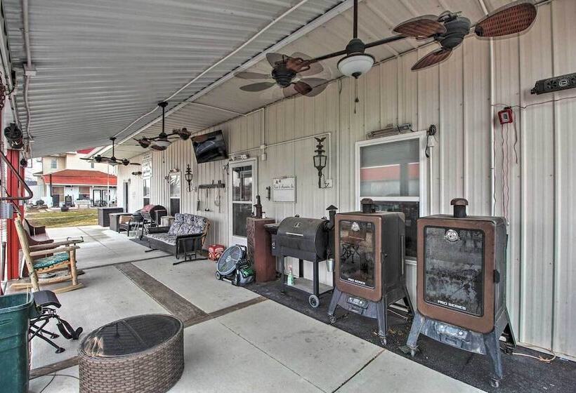 Pheasant Game Farm Missouri Vacation Rental!