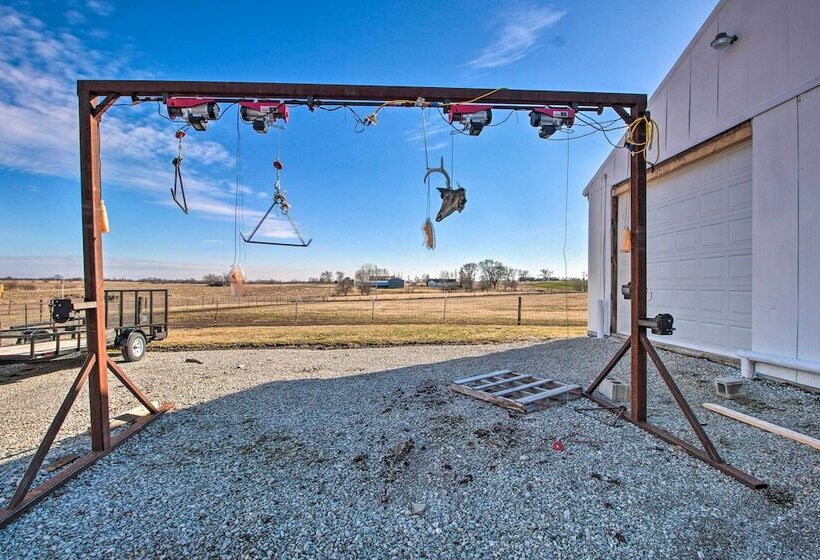 Pheasant Game Farm Missouri Vacation Rental!