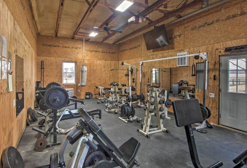 Pheasant Game Farm Missouri Vacation Rental!