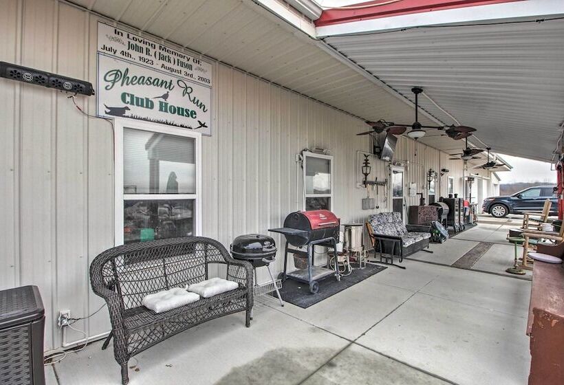 Pheasant Game Farm Missouri Vacation Rental!