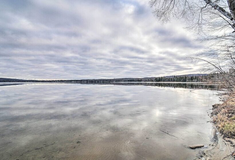 Pickerel Lake Retreat W/ Grill, 15 Mi To Ski!