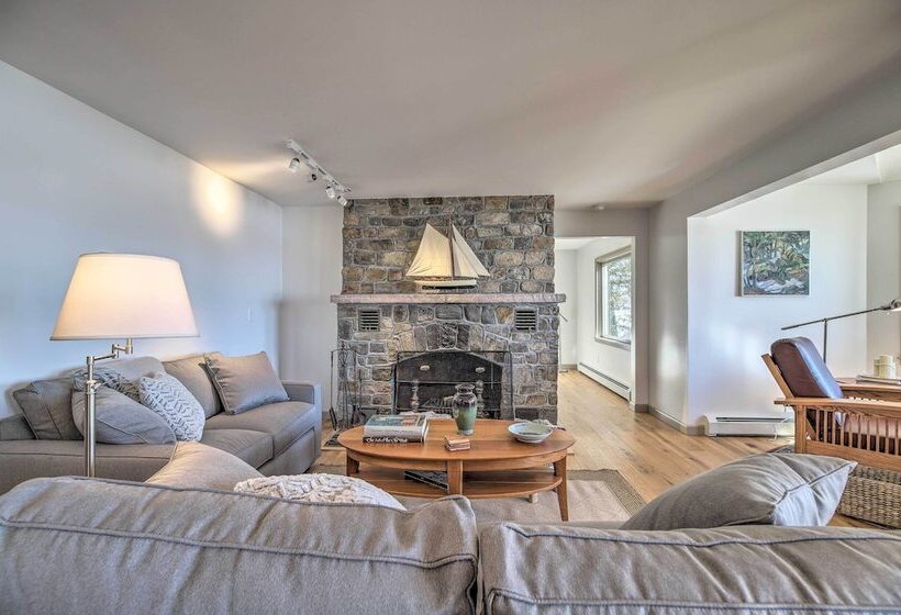 Plattsburgh Home W/ Deck On Lake Champlain