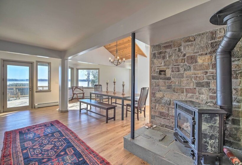 Plattsburgh Home W/ Deck On Lake Champlain