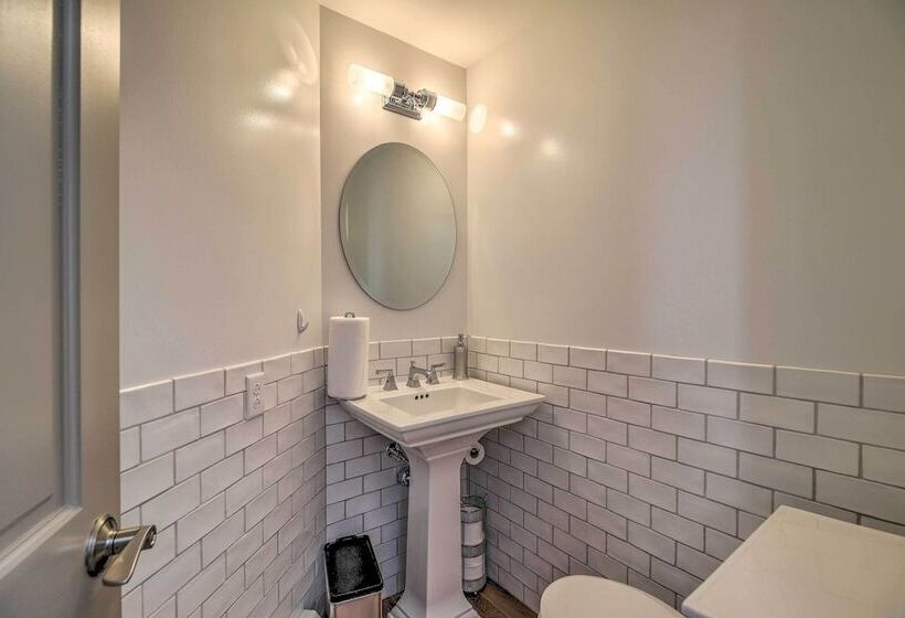 Plattsburgh Home W/ Deck On Lake Champlain