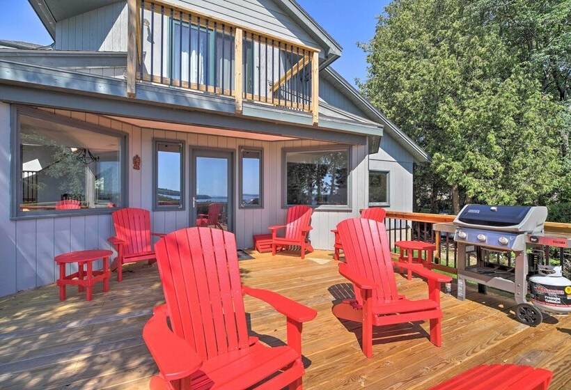 Plattsburgh Home W/ Deck On Lake Champlain