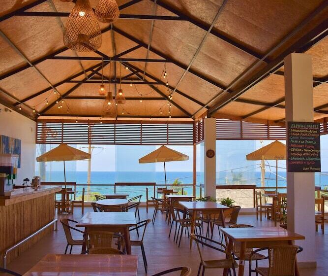 Prim Hotel Vichayito