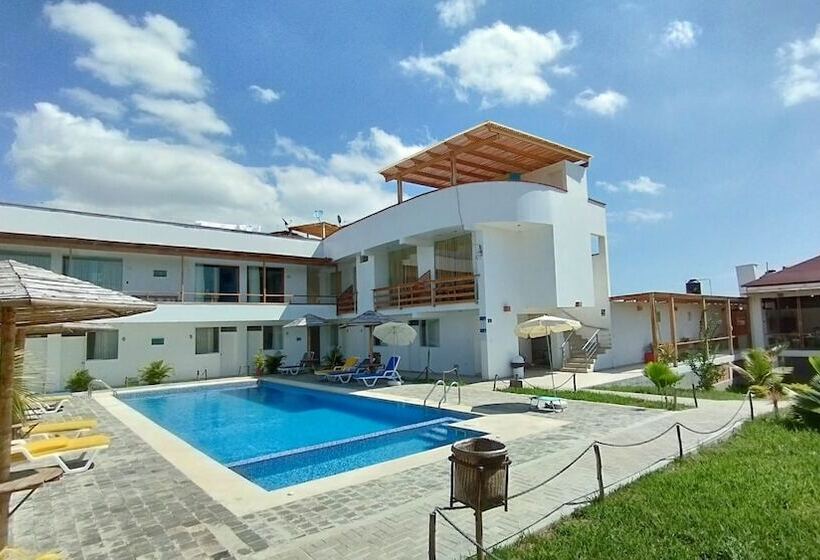 Prim Hotel Vichayito