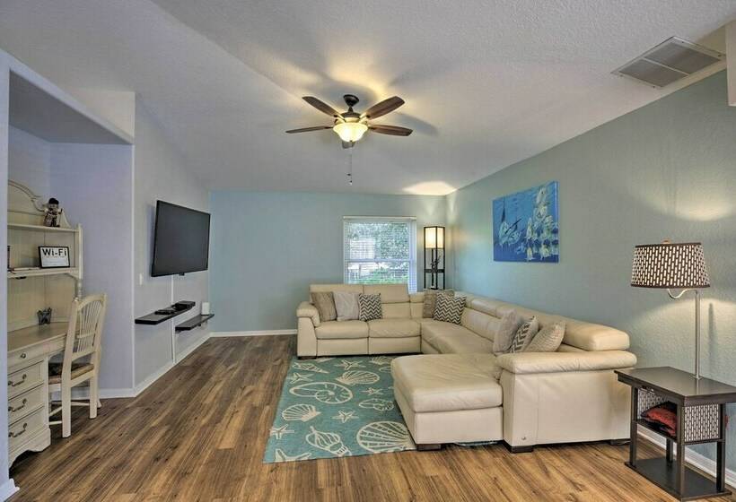 Private Fort Myers Escape W/ Screened Pool & Lanai