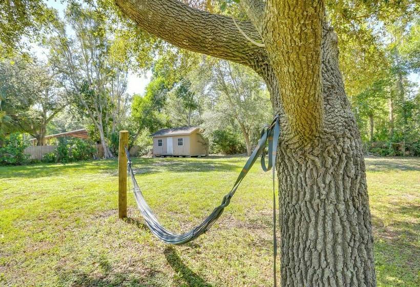 Private Fort Myers Escape W/ Screened Pool & Lanai