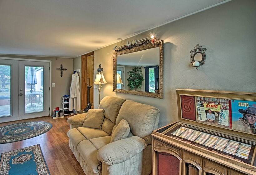 Tranquil Grove Home W/ Hot Tub Near Grand Lake!