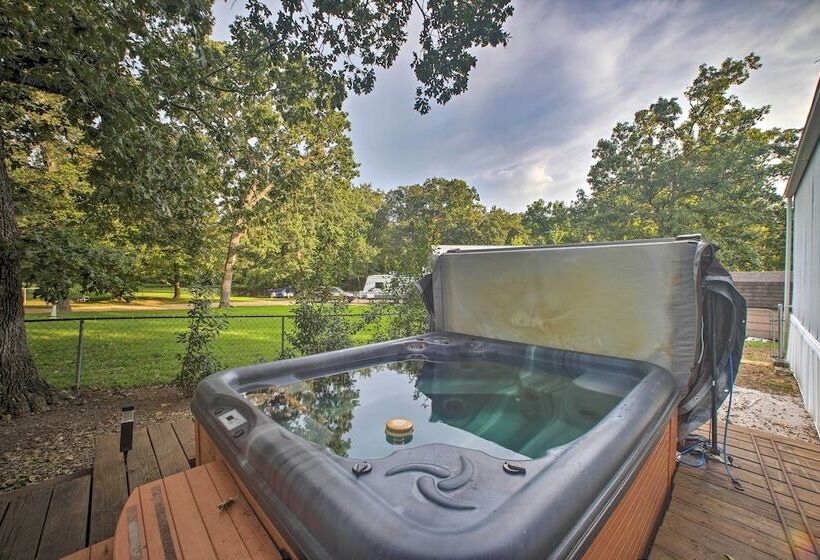 Tranquil Grove Home W/ Hot Tub Near Grand Lake!