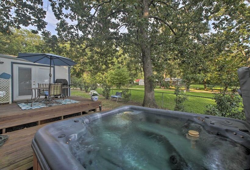 Tranquil Grove Home W/ Hot Tub Near Grand Lake!