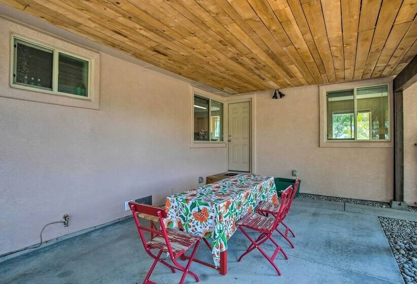 Quaint Fruita Home W/ Grill   Walk To Town!