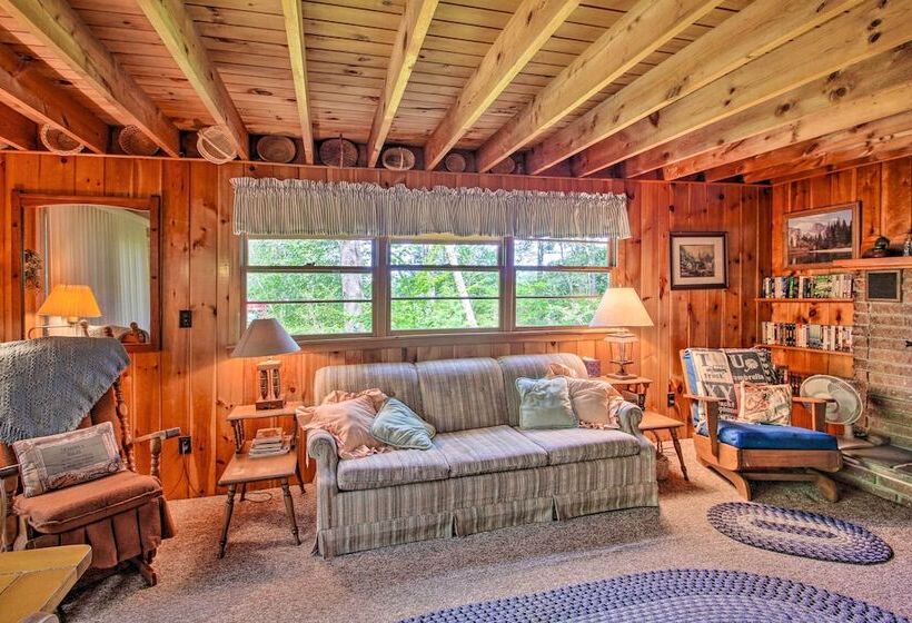 Quiet & Remote Cottage On Panther Pond!
