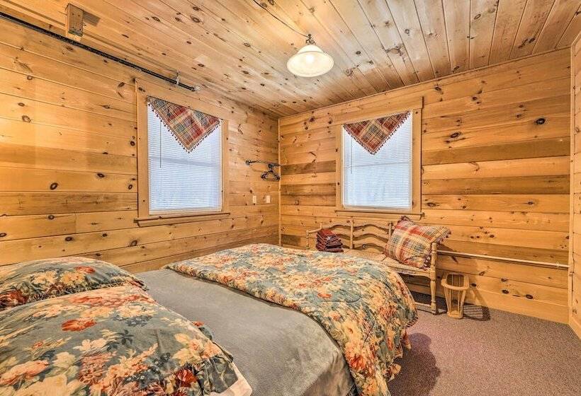 Quiet Waterfront Cabin W/ Dock, Game Room, Hot Tub