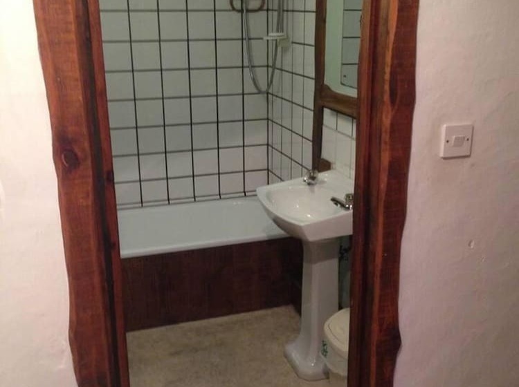 Relax In Mountain View Cottage At Cwmiar Farm