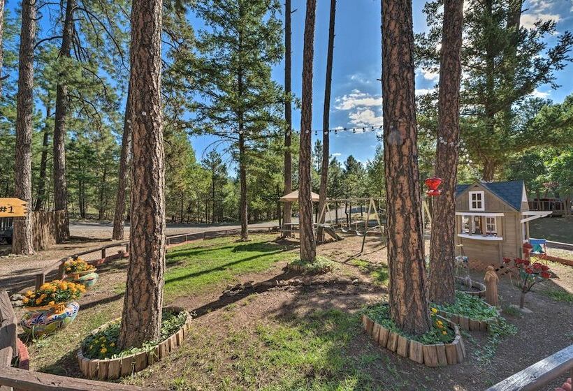 Pet Friendly Ruidoso Cabin W/ Hot Tub & Fire Pit