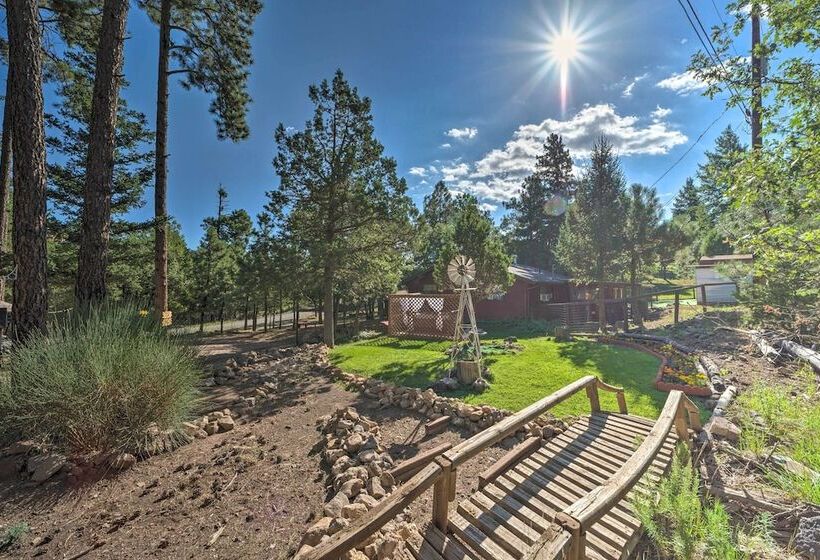 Pet Friendly Ruidoso Cabin W/ Hot Tub & Fire Pit