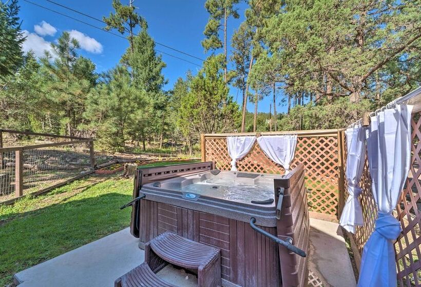 Pet Friendly Ruidoso Cabin W/ Hot Tub & Fire Pit