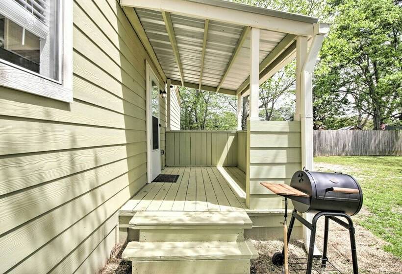 Relaxing Tomball Retreat: Walk To Main Street